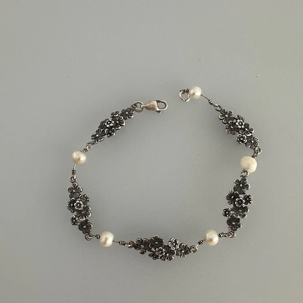 Silver Floral Bracelet with Pearls